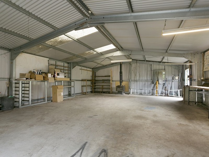 11 Casey Crescent, Broadford VIC 3658