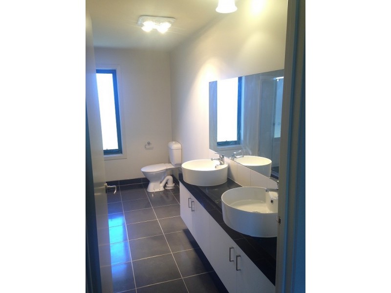 3 Rosie Drive, Broadford VIC 3658