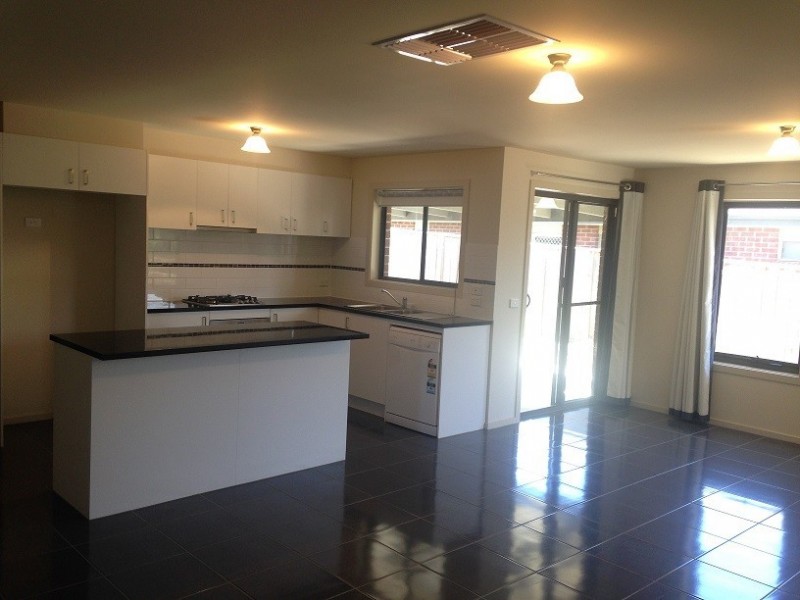 3 Rosie Drive, Broadford VIC 3658