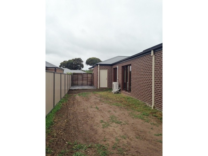 10 Parkland Place, Broadford VIC 3658