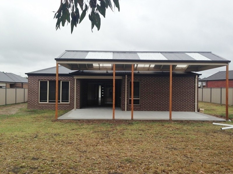 10 Parkland Place, Broadford VIC 3658