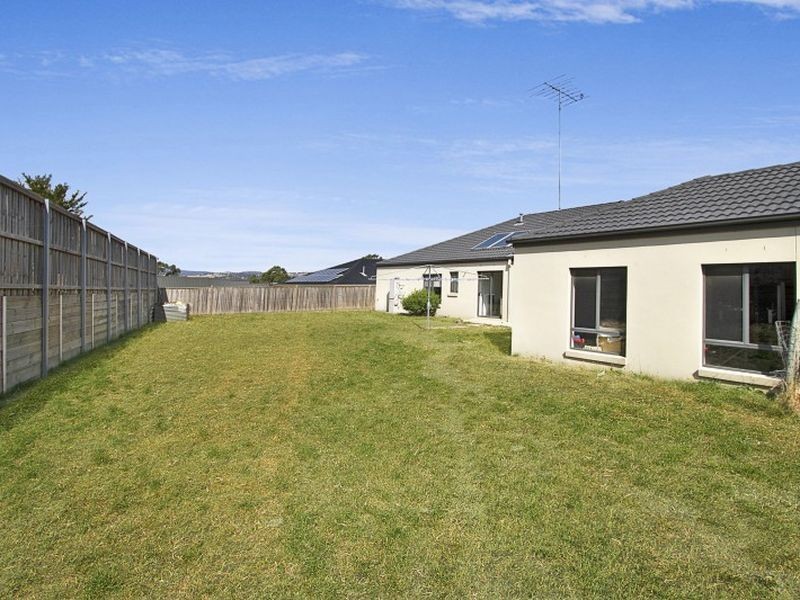 1 Tass Court, Broadford VIC 3658