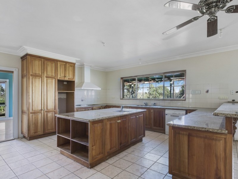 18 Roditis Ave, Broadford VIC 3658