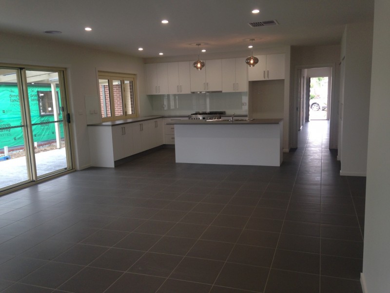 7 Eucalyptus Drive, Broadford VIC 3658