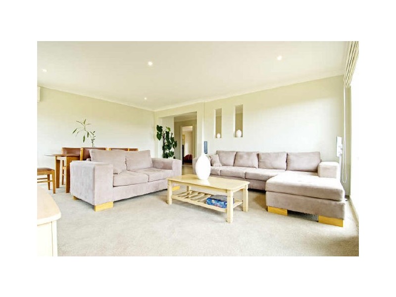 11 Binney Close, Dunlop ACT 2615