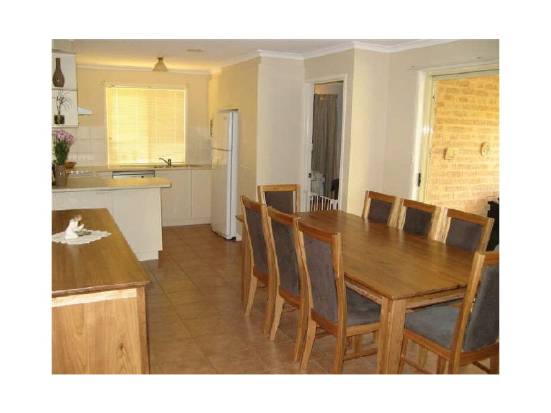 42 Leita Court, Ngunnawal ACT 2913