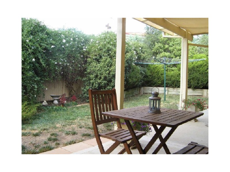 42 Leita Court, Ngunnawal ACT 2913