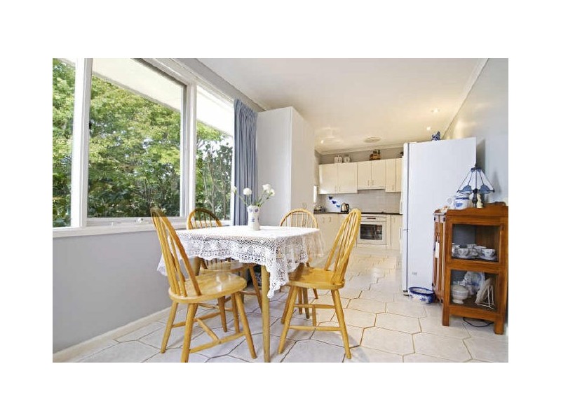 5 Dalley Crescent, Latham ACT 2615