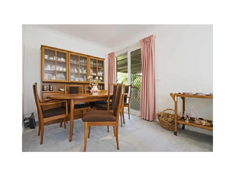 5 Dalley Crescent, Latham ACT 2615