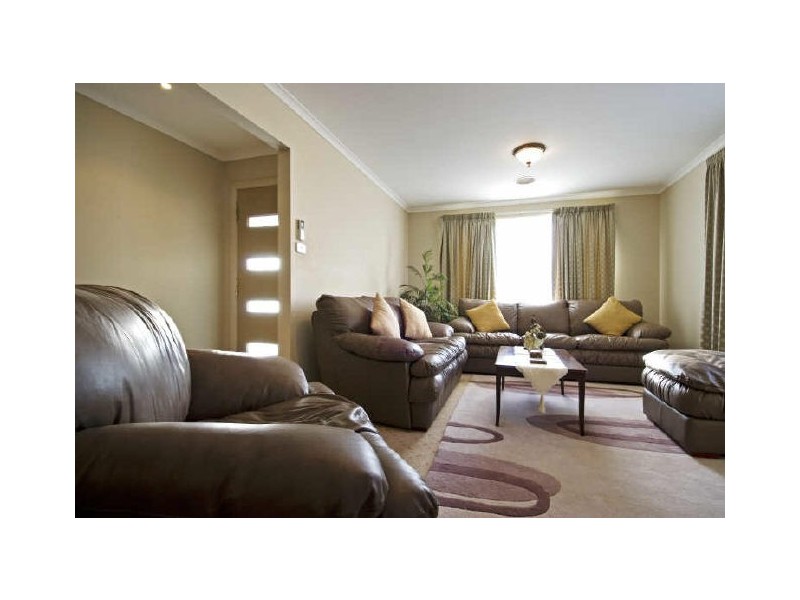 25 Simonetti Street, Dunlop ACT 2615