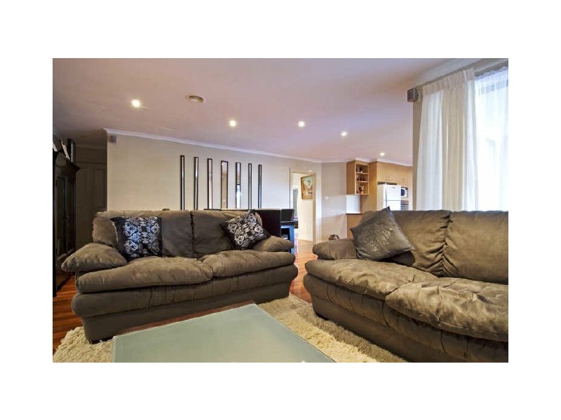 25 Simonetti Street, Dunlop ACT 2615