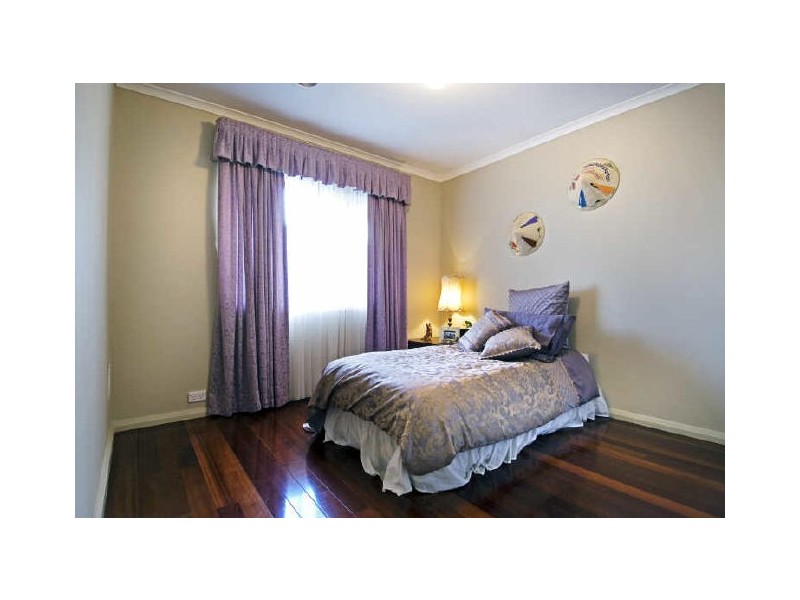 25 Simonetti Street, Dunlop ACT 2615