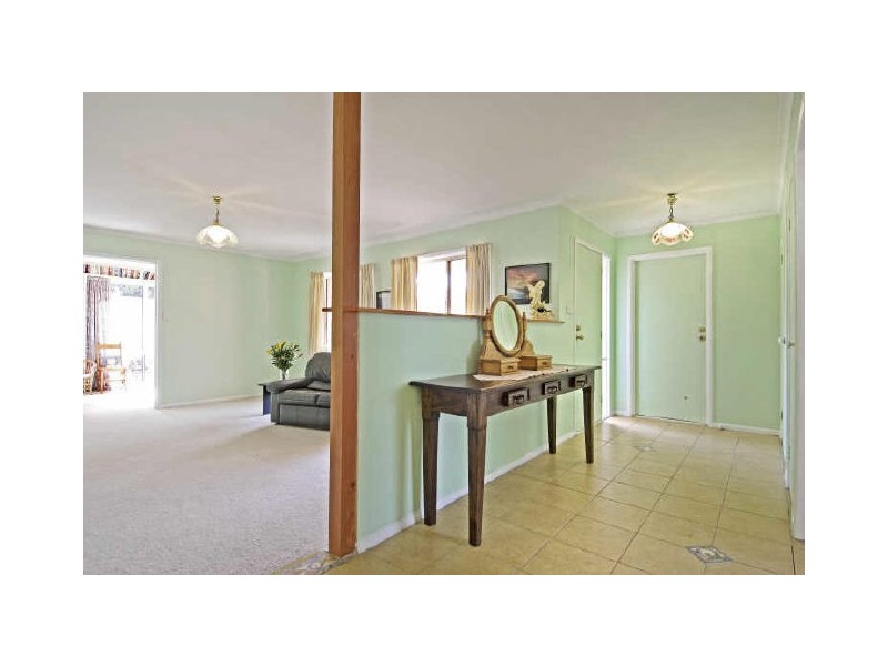 16 Pomeroy Street, Dunlop ACT 2615