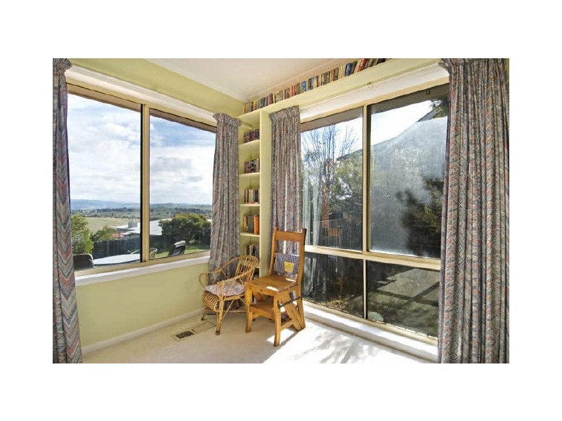 16 Pomeroy Street, Dunlop ACT 2615