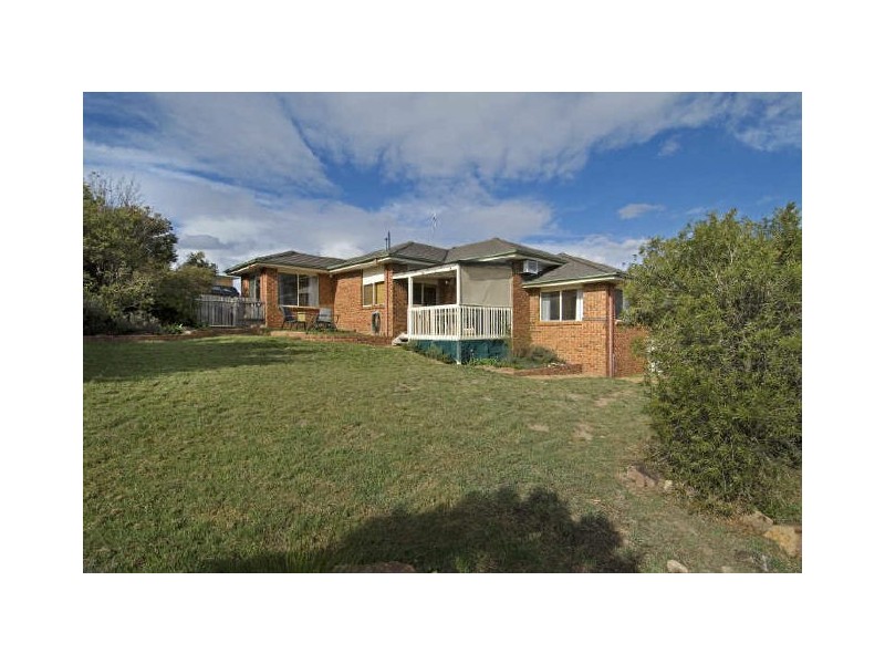 16 Pomeroy Street, Dunlop ACT 2615