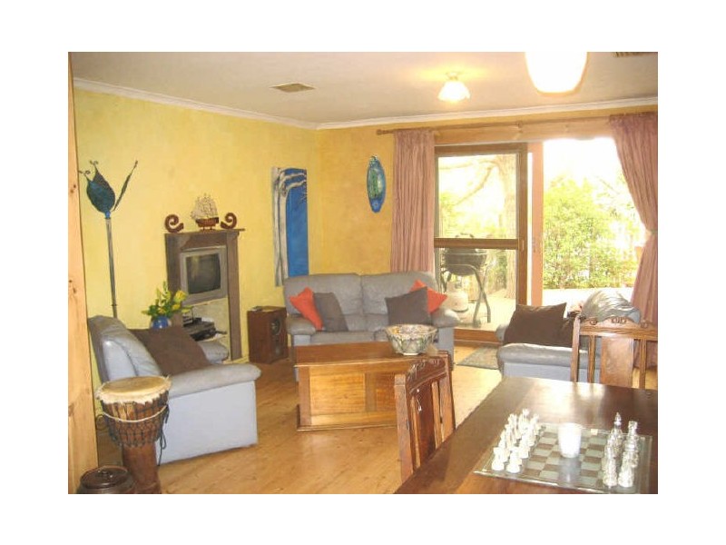 15 Schaffer Place, Charnwood ACT 2615