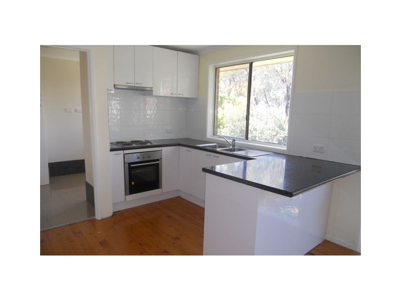 4 Selby Place, Charnwood ACT 2615