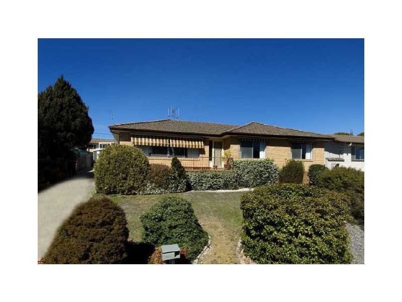 20 Macrossan Crescent, Latham ACT 2615