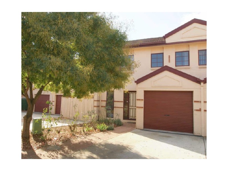 16/11 Flack Street, Holt ACT 2615