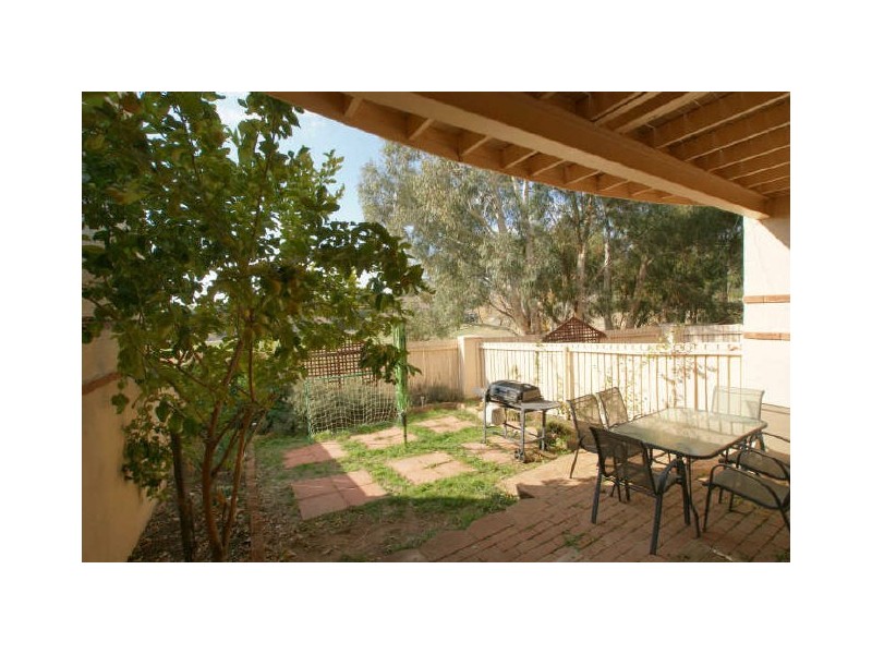 16/11 Flack Street, Holt ACT 2615