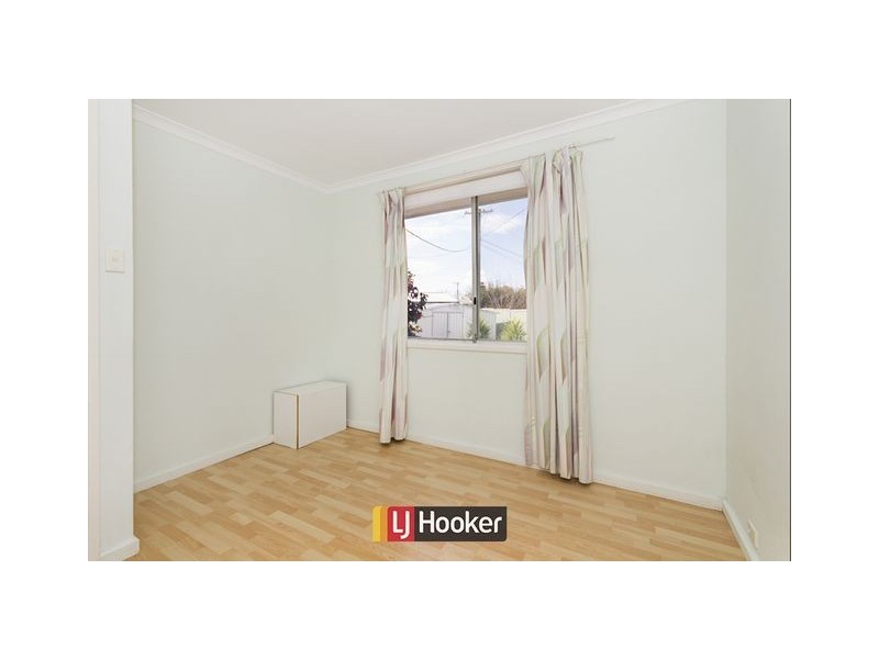 1 Messenger Street, Holt ACT 2615