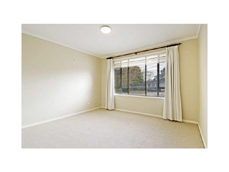 2 Stow Place, Watson ACT 2602