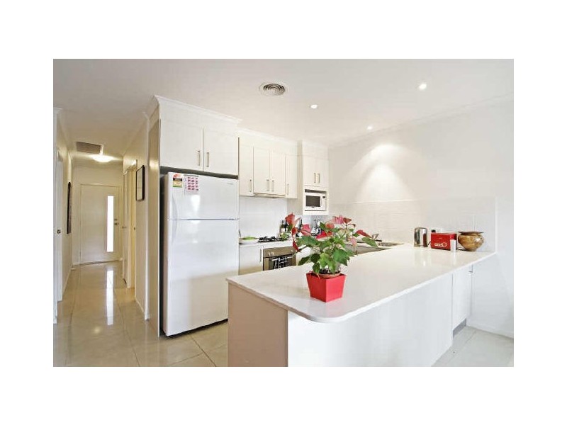 2/13 Coppin Place, Weetangera ACT 2614