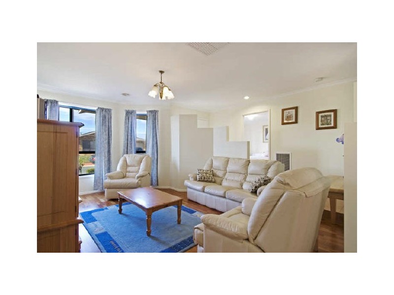 4 Pedrail Place, Dunlop ACT 2615