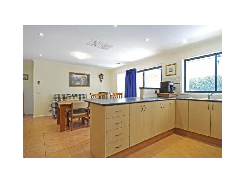 4 Pedrail Place, Dunlop ACT 2615