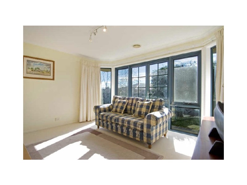 4 Pedrail Place, Dunlop ACT 2615