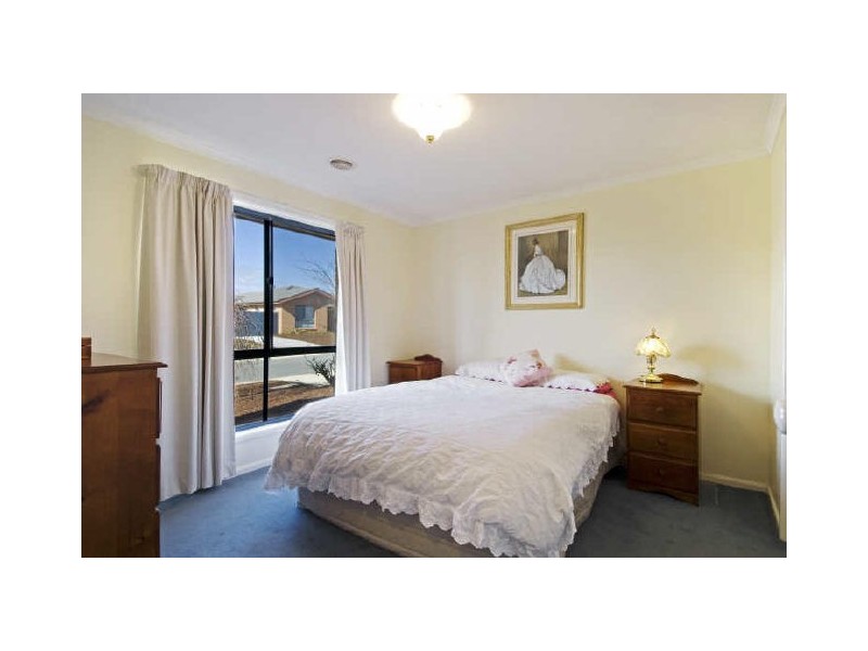 4 Pedrail Place, Dunlop ACT 2615