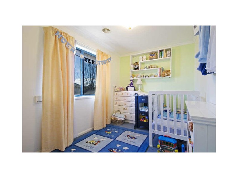 4 Pedrail Place, Dunlop ACT 2615