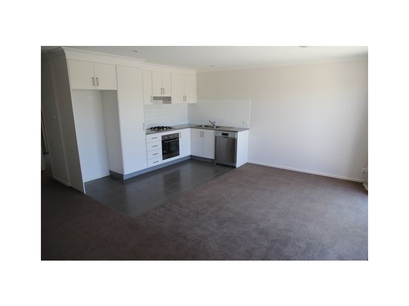 12/204 Macfarlane Burnet Avenue, Macgregor ACT 2615