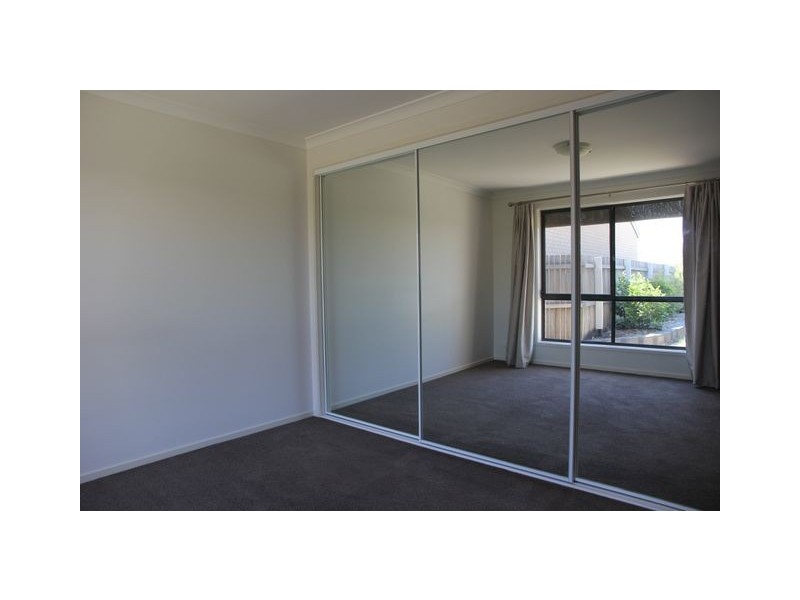 12/204 Macfarlane Burnet Avenue, Macgregor ACT 2615