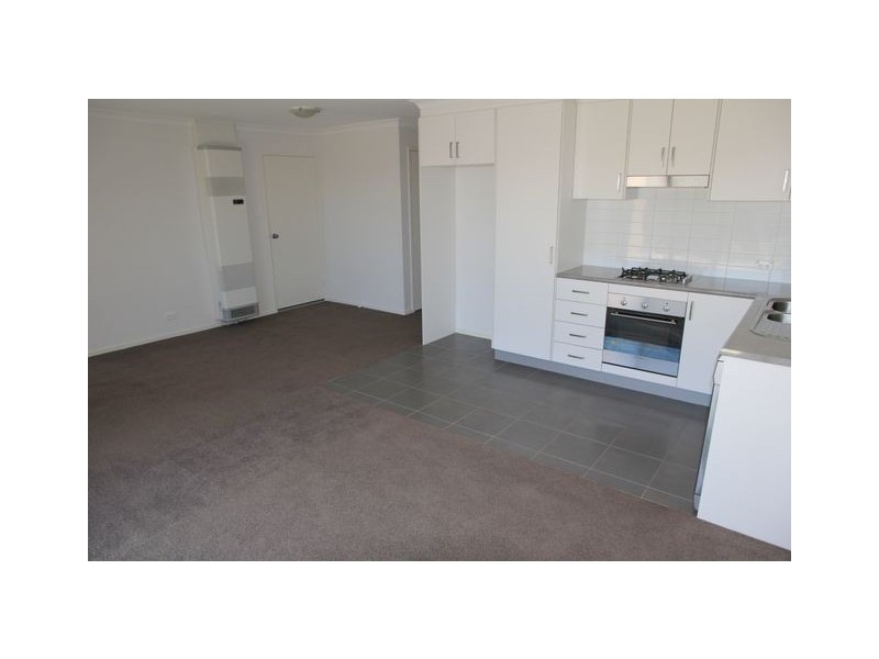 12/204 Macfarlane Burnet Avenue, Macgregor ACT 2615