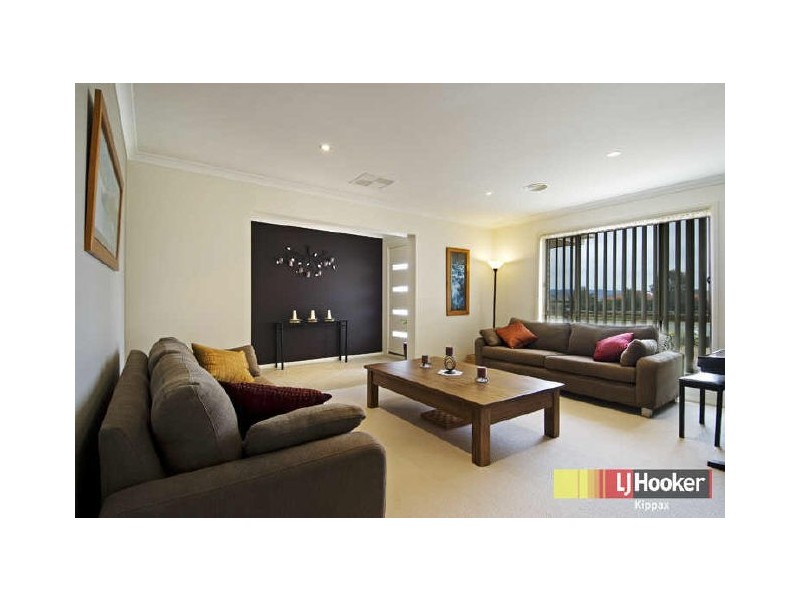 21 Simonetti Street, Dunlop ACT 2615