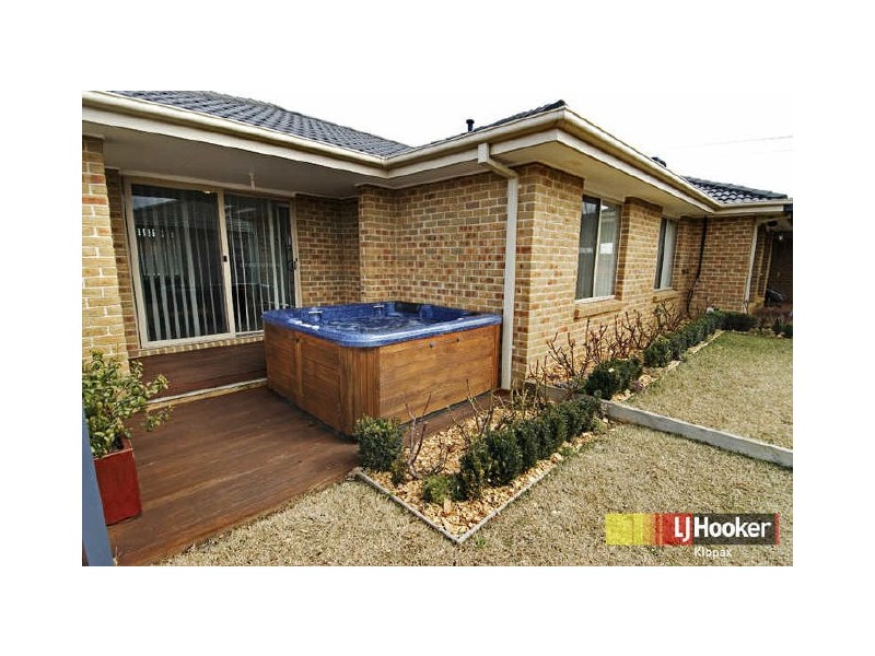 21 Simonetti Street, Dunlop ACT 2615