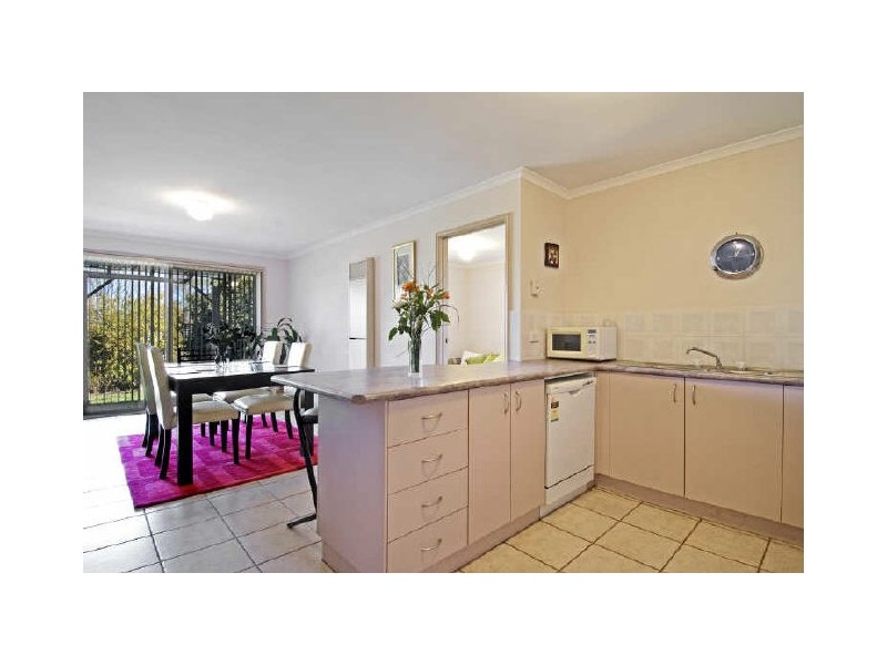 18 Alarmon Crescent, Dunlop ACT 2615