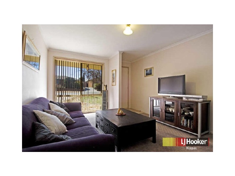 18 Alarmon Crescent, Dunlop ACT 2615