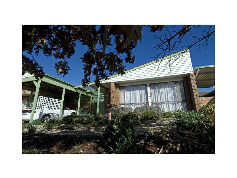 7 Macfarlan Place, Latham ACT 2615