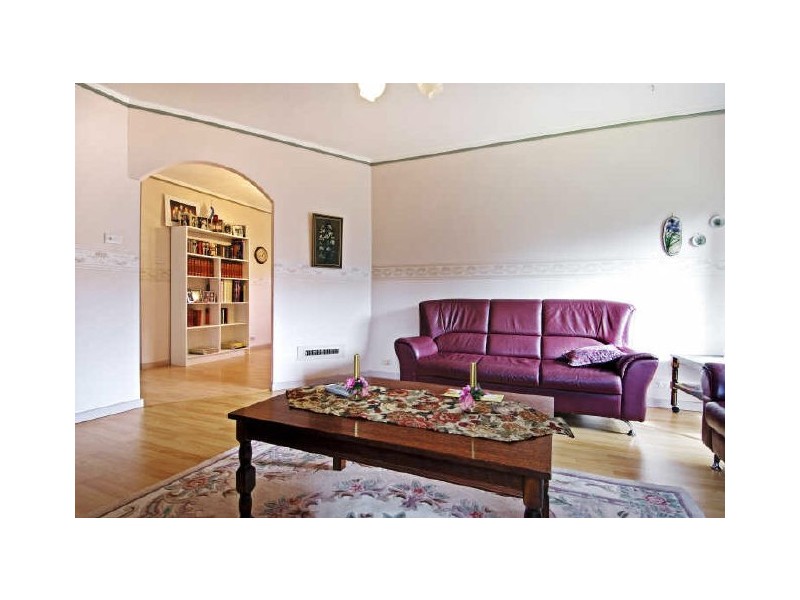 2 Platt Place, Charnwood ACT 2615