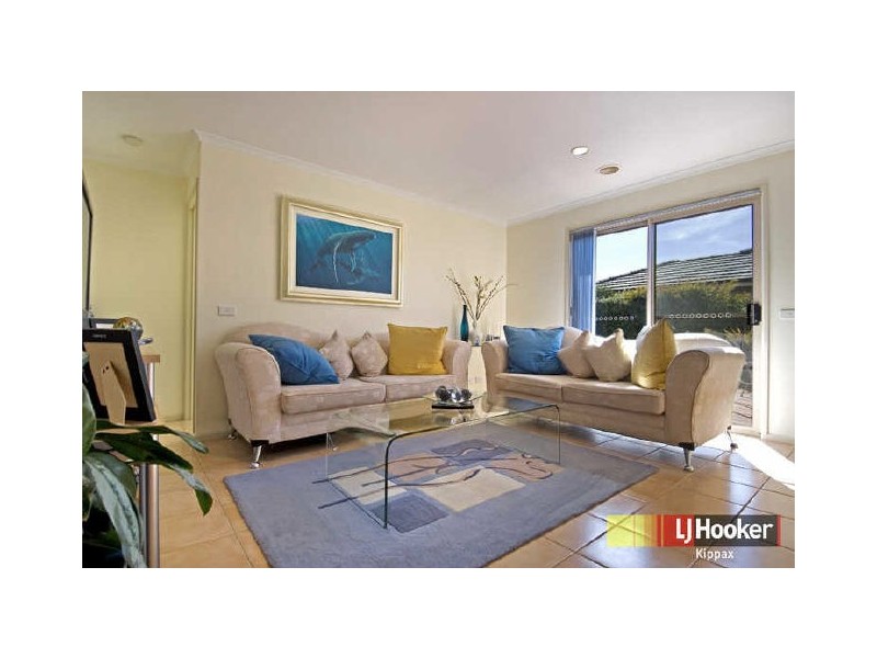 8 Pedrail Place, Dunlop ACT 2615