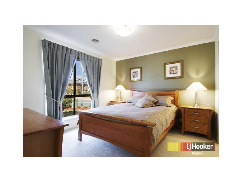 8 Pedrail Place, Dunlop ACT 2615