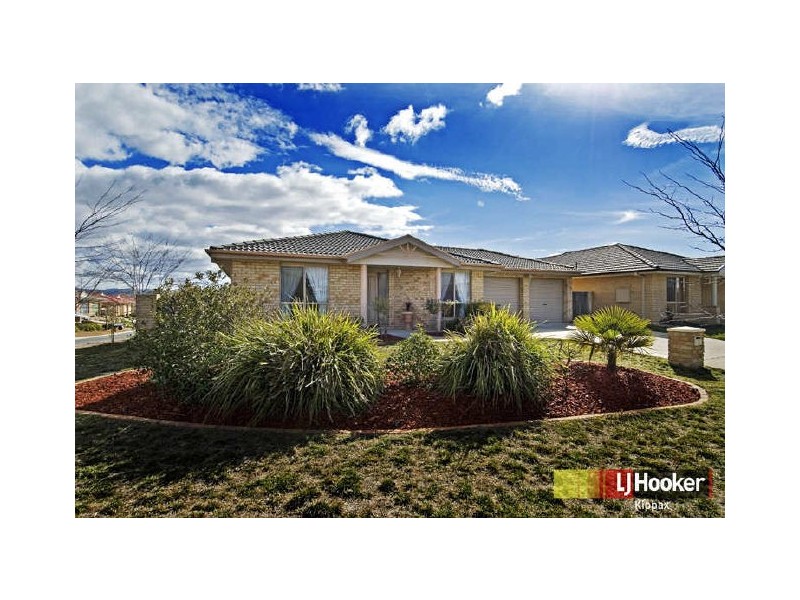 8 Pedrail Place, Dunlop ACT 2615
