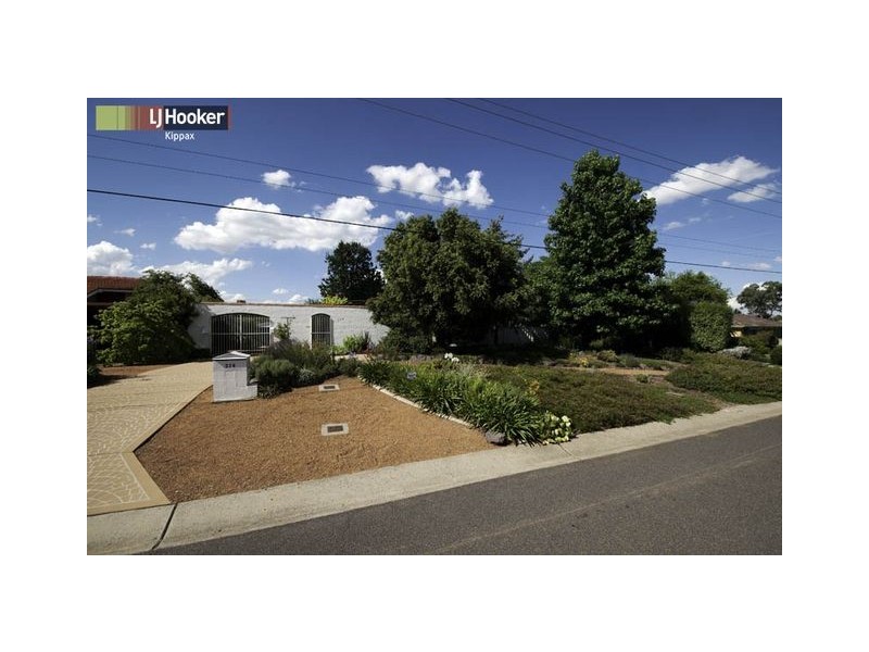 328 Southern Cross Drive, Macgregor ACT 2615