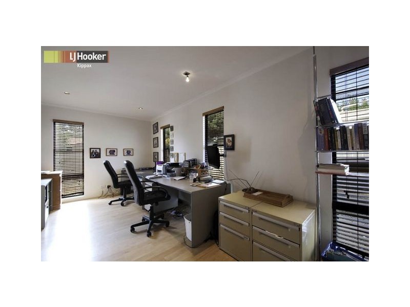 10 Duhig Place, Macgregor ACT 2615