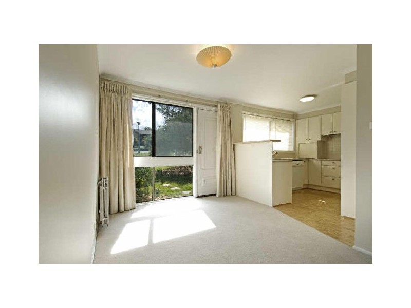 69 Canopus Crescent, Giralang ACT 2617