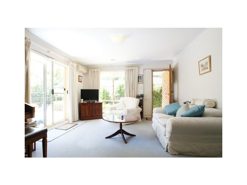 16/89 Britten Jones Drive, Holt ACT 2615