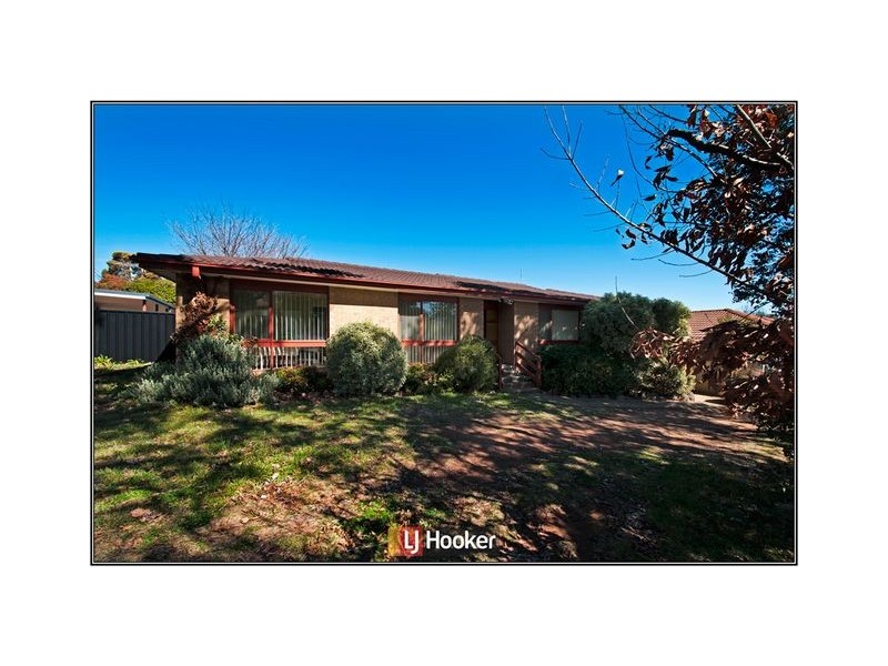 65 Osburn Drive, Macgregor ACT 2615