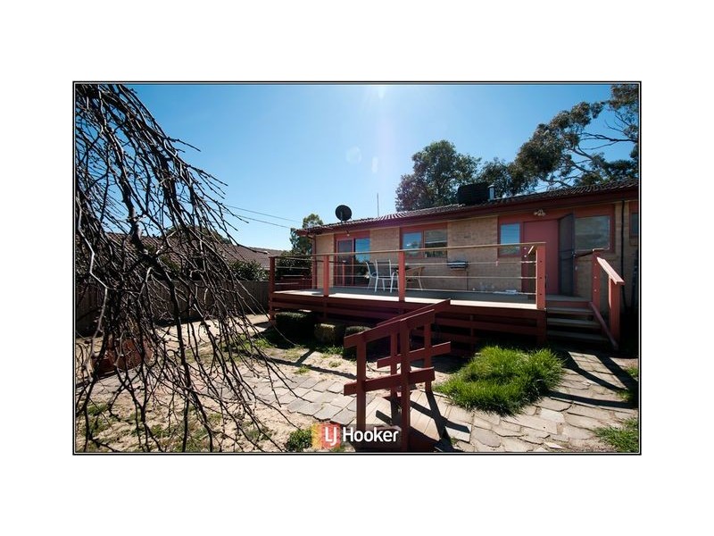 65 Osburn Drive, Macgregor ACT 2615